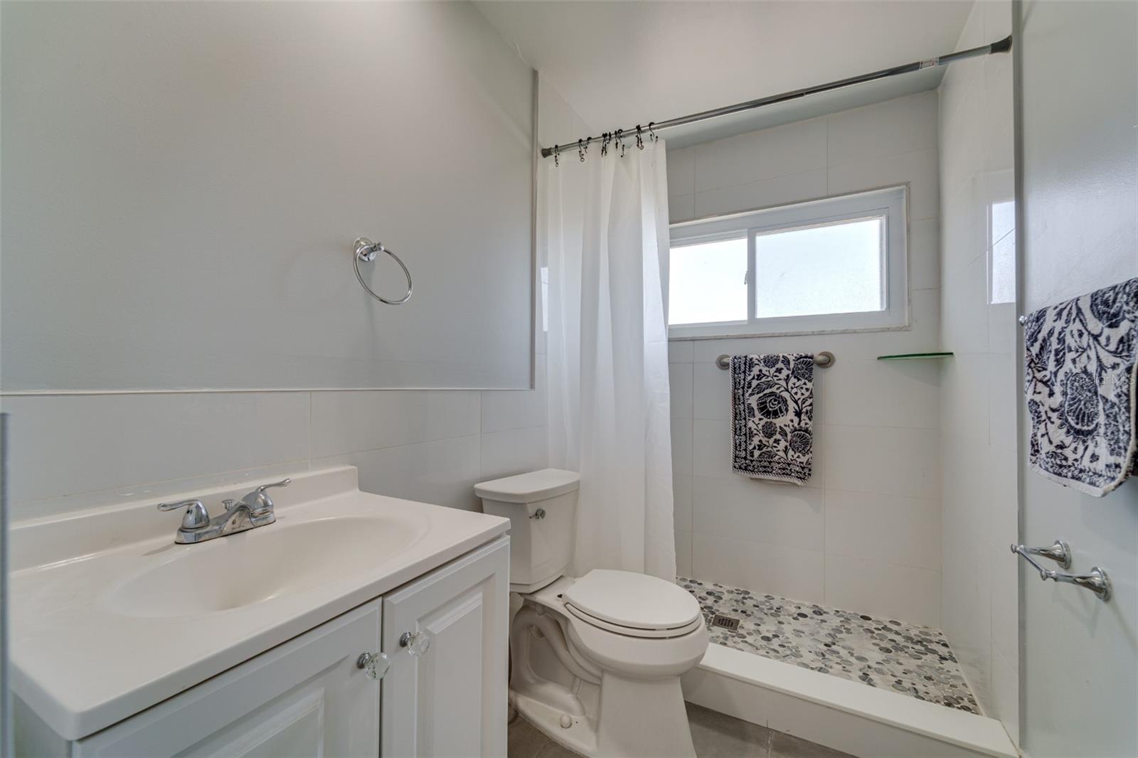 Image 32 of 61 For 4185 96th Terrace N 2