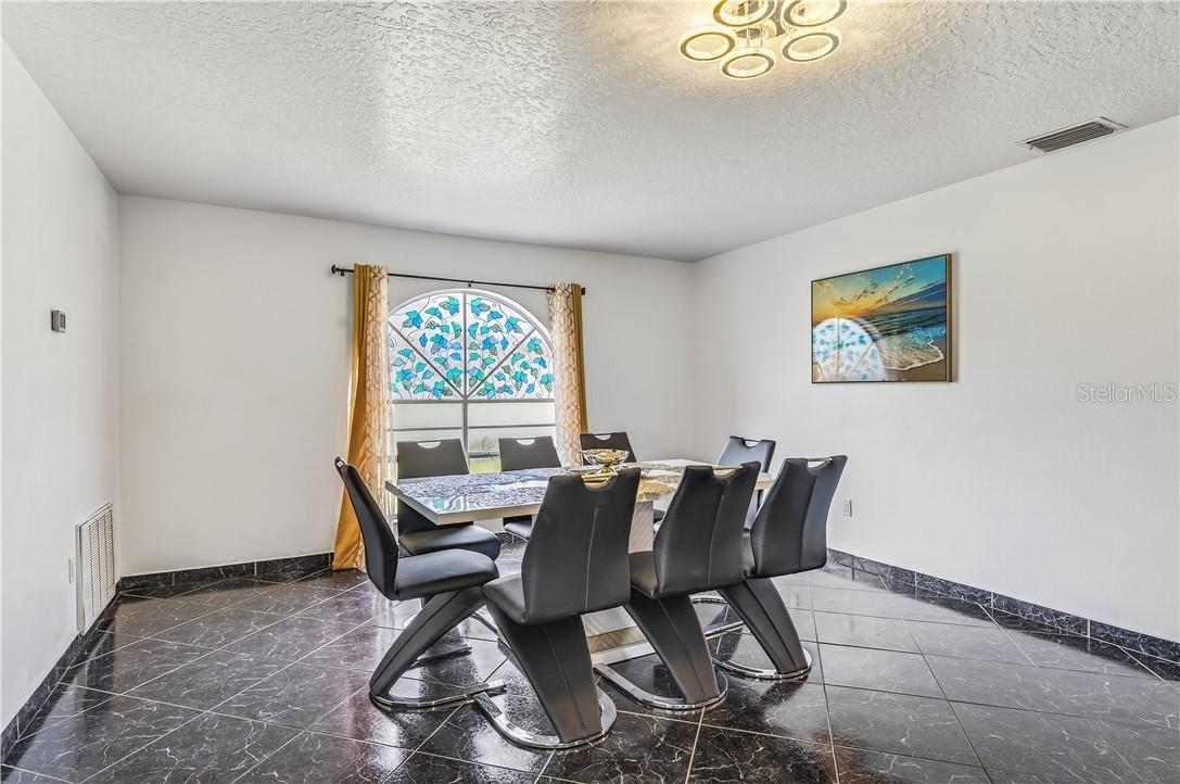 Image 14 of 35 For 169 Day Drive