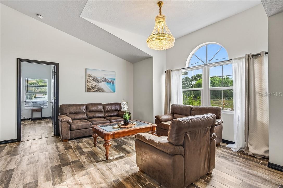 Image 24 of 35 For 169 Day Drive