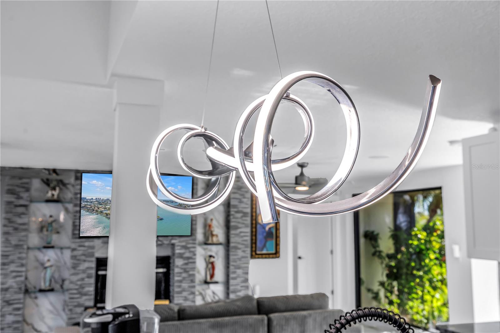 Image 32 of 100 For 583 Crystal Drive