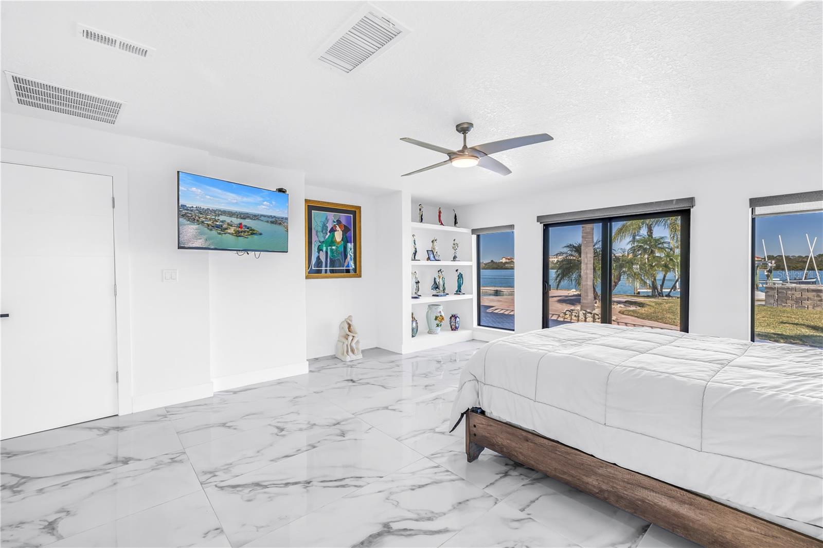 Image 34 of 100 For 583 Crystal Drive