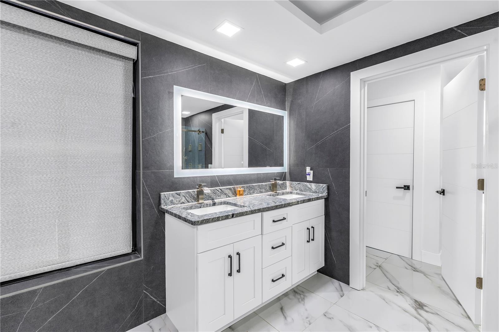 Image 41 of 100 For 583 Crystal Drive