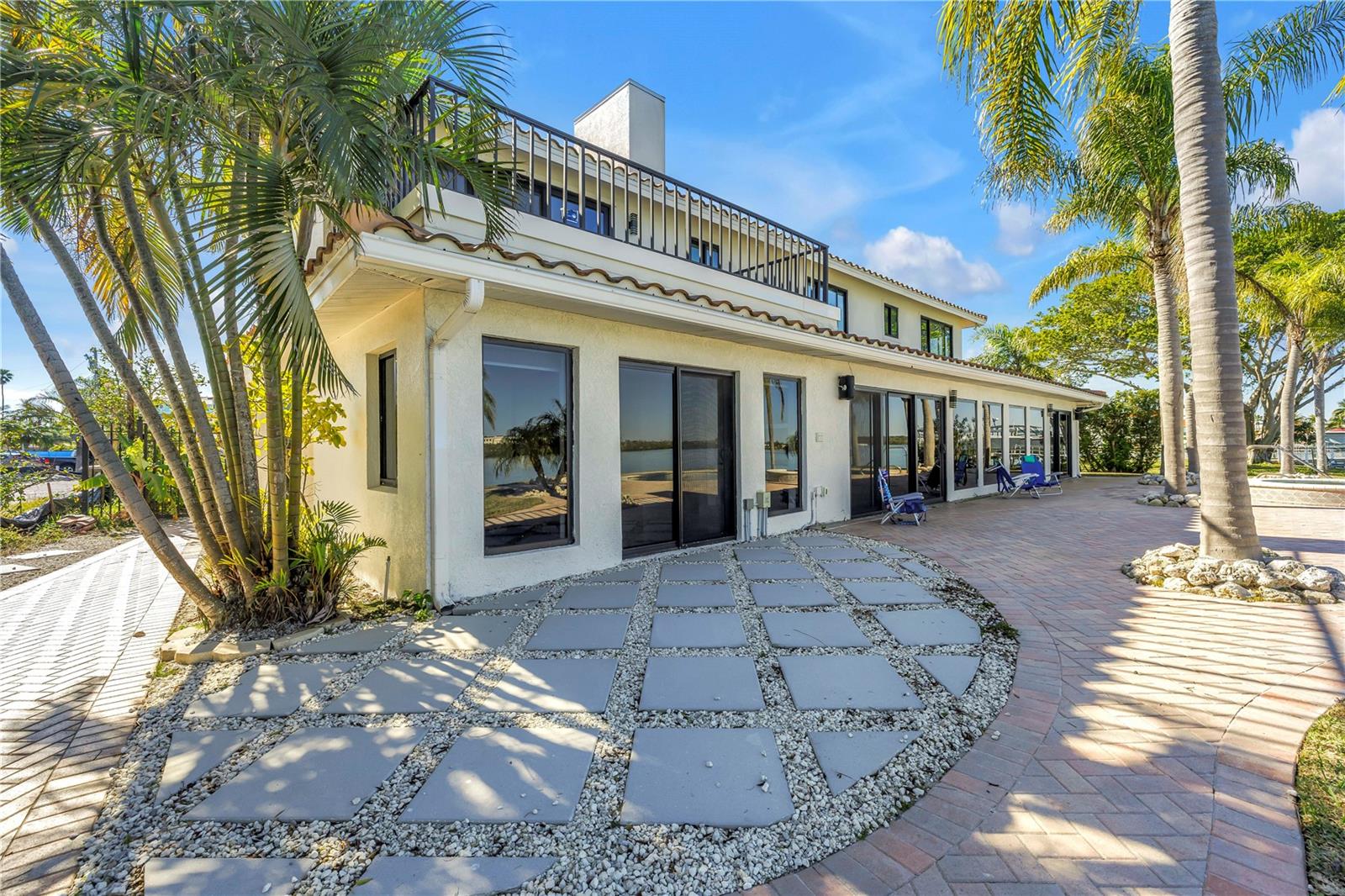 Image 72 of 100 For 583 Crystal Drive