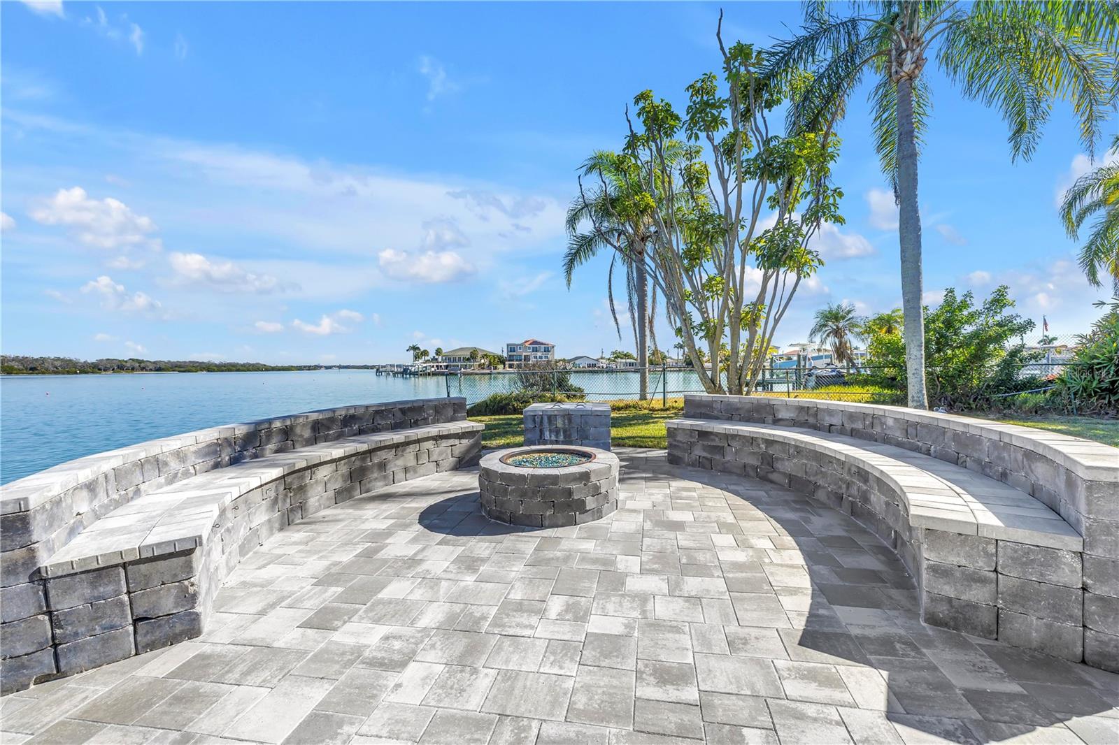 Image 84 of 100 For 583 Crystal Drive