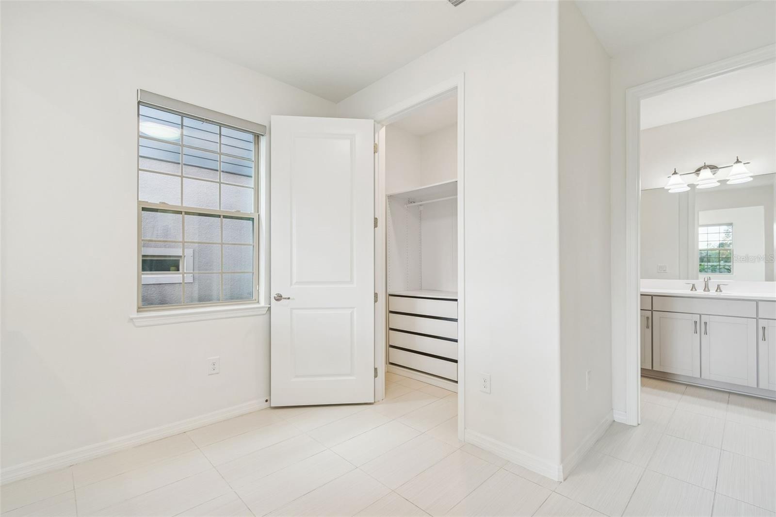 Image 39 of 100 For 18937 Willowmore Cedar Drive