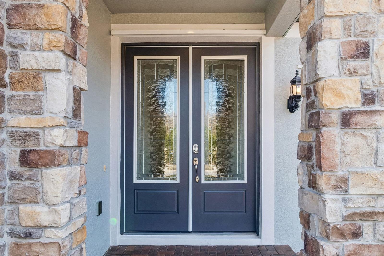 Image 4 of 100 For 18937 Willowmore Cedar Drive