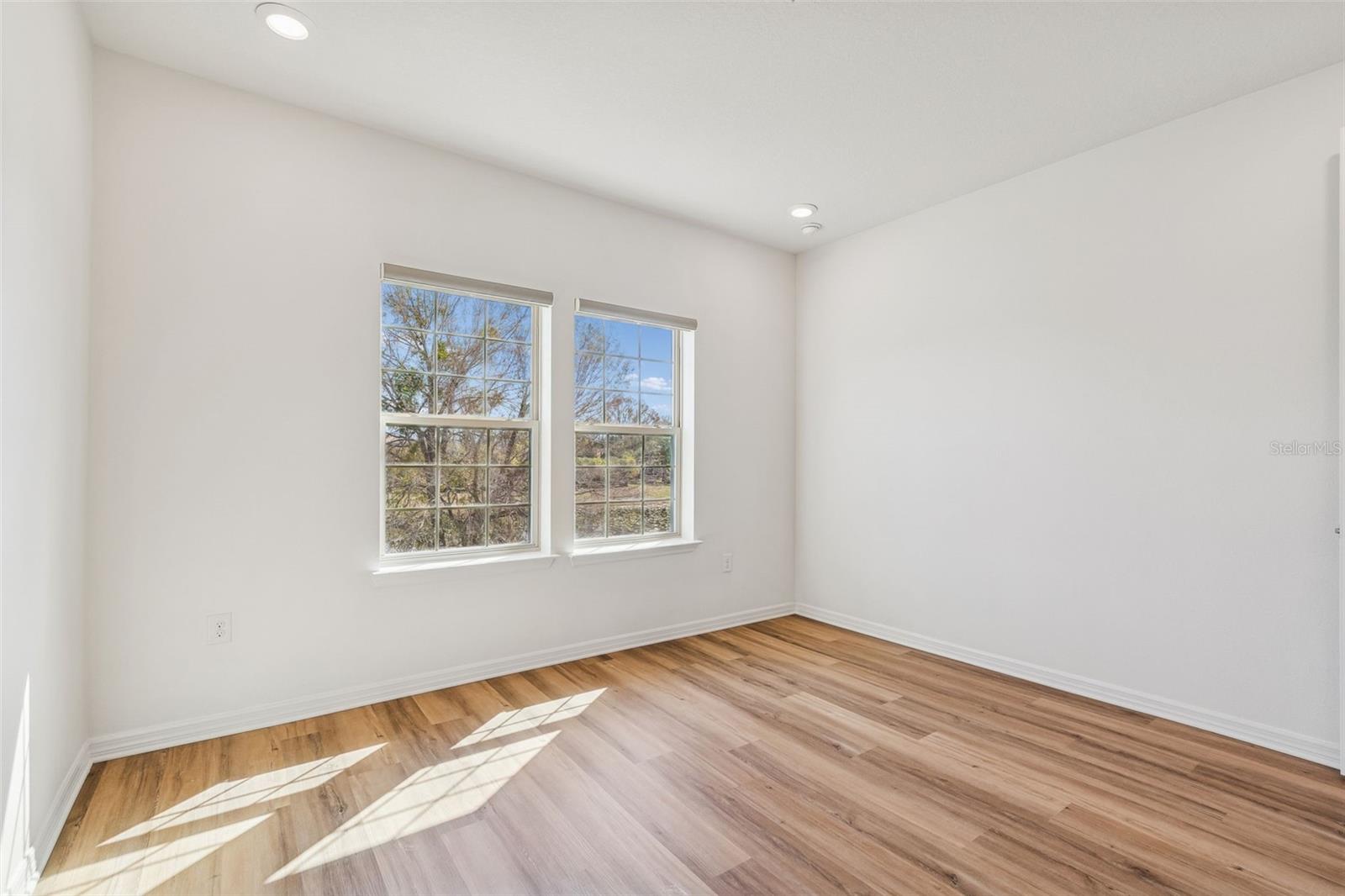 Image 78 of 100 For 18937 Willowmore Cedar Drive