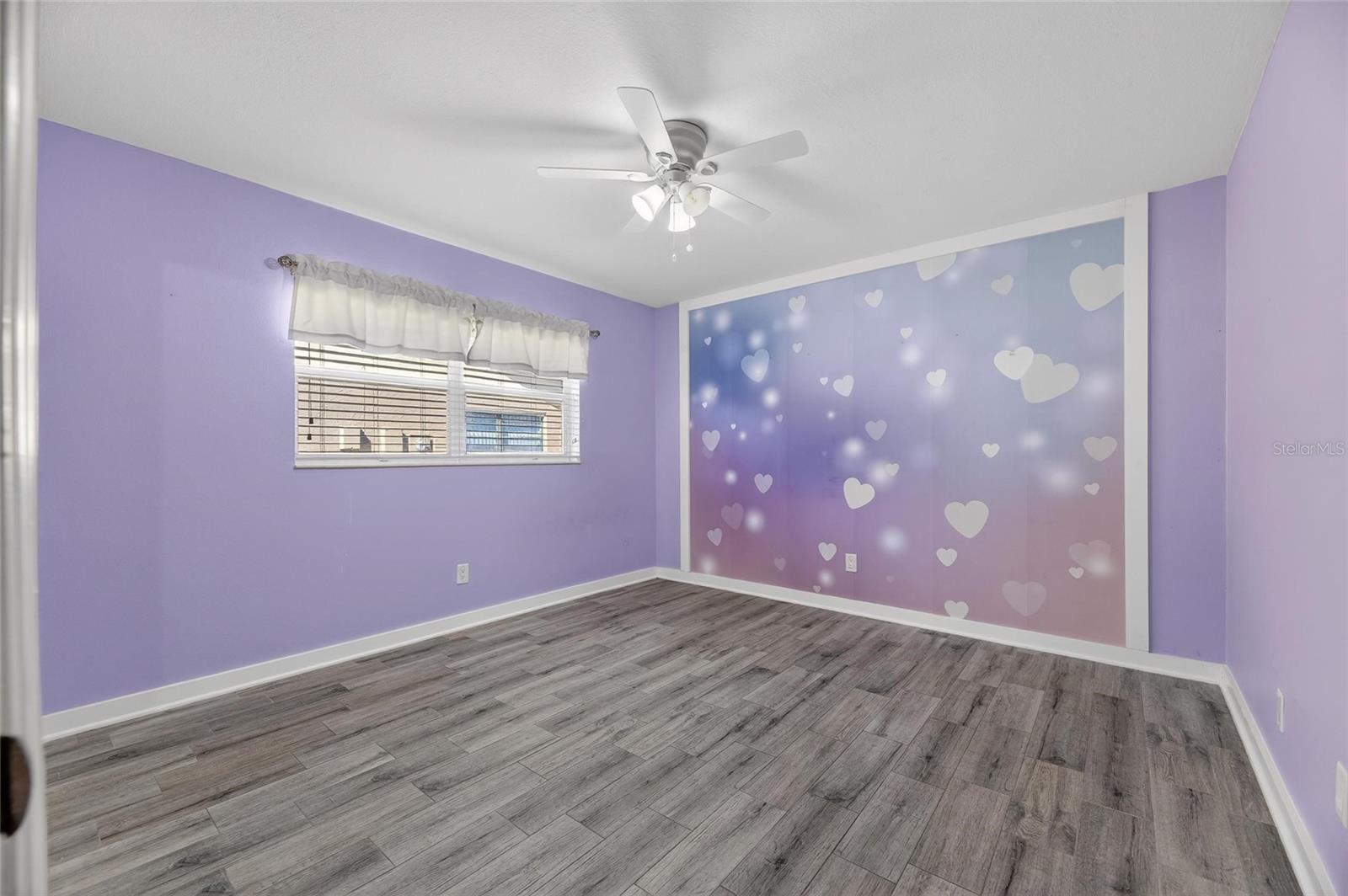 Image 25 of 91 For 7906 Bahama Avenue