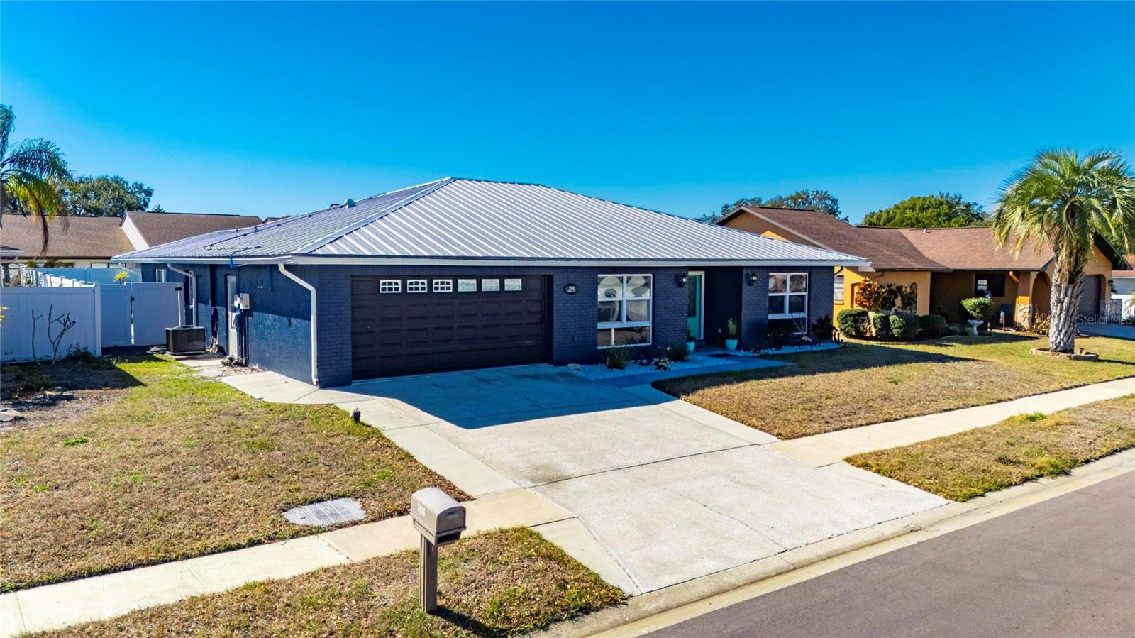 Image 3 of 91 For 7906 Bahama Avenue