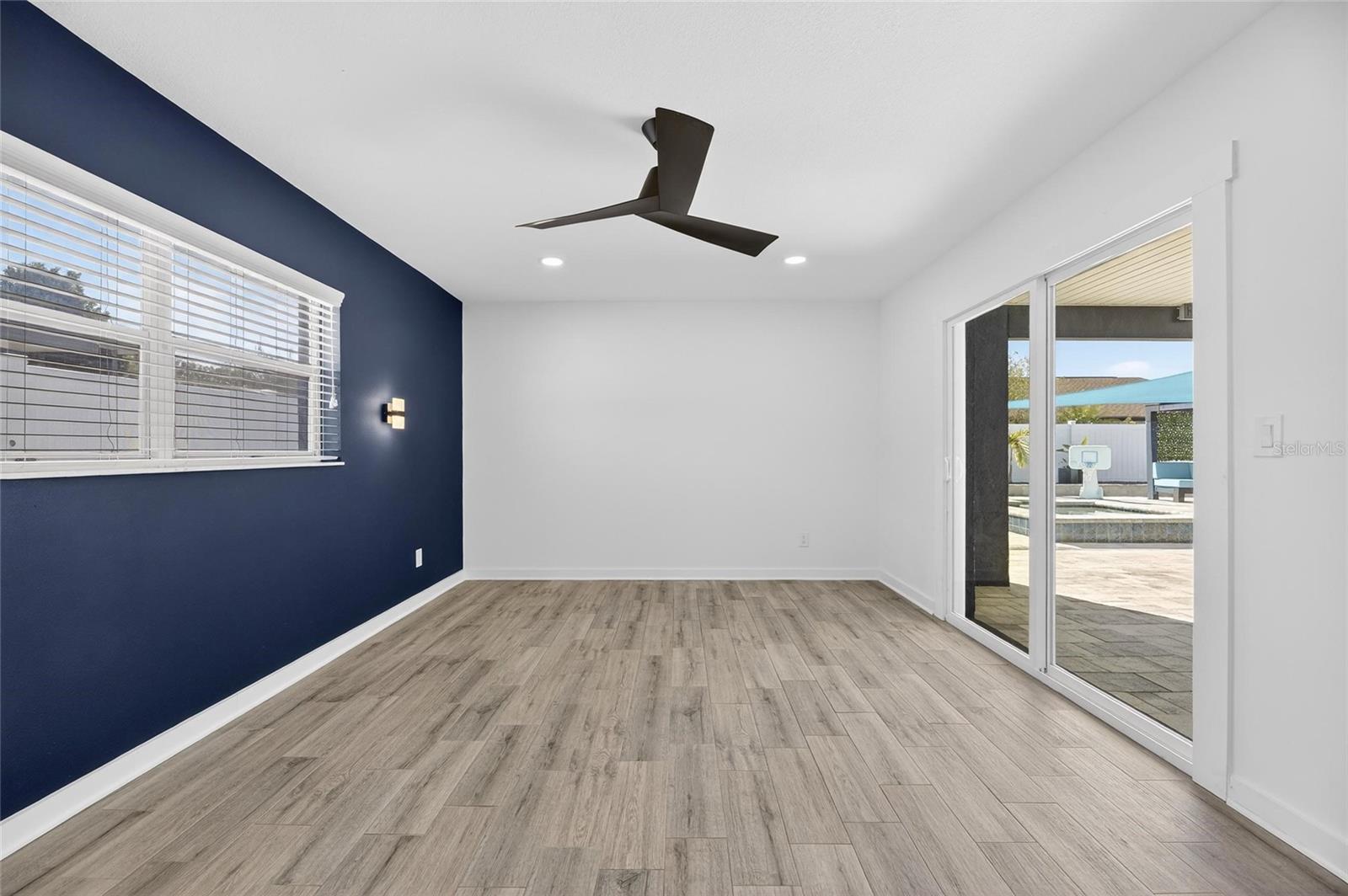 Image 32 of 91 For 7906 Bahama Avenue