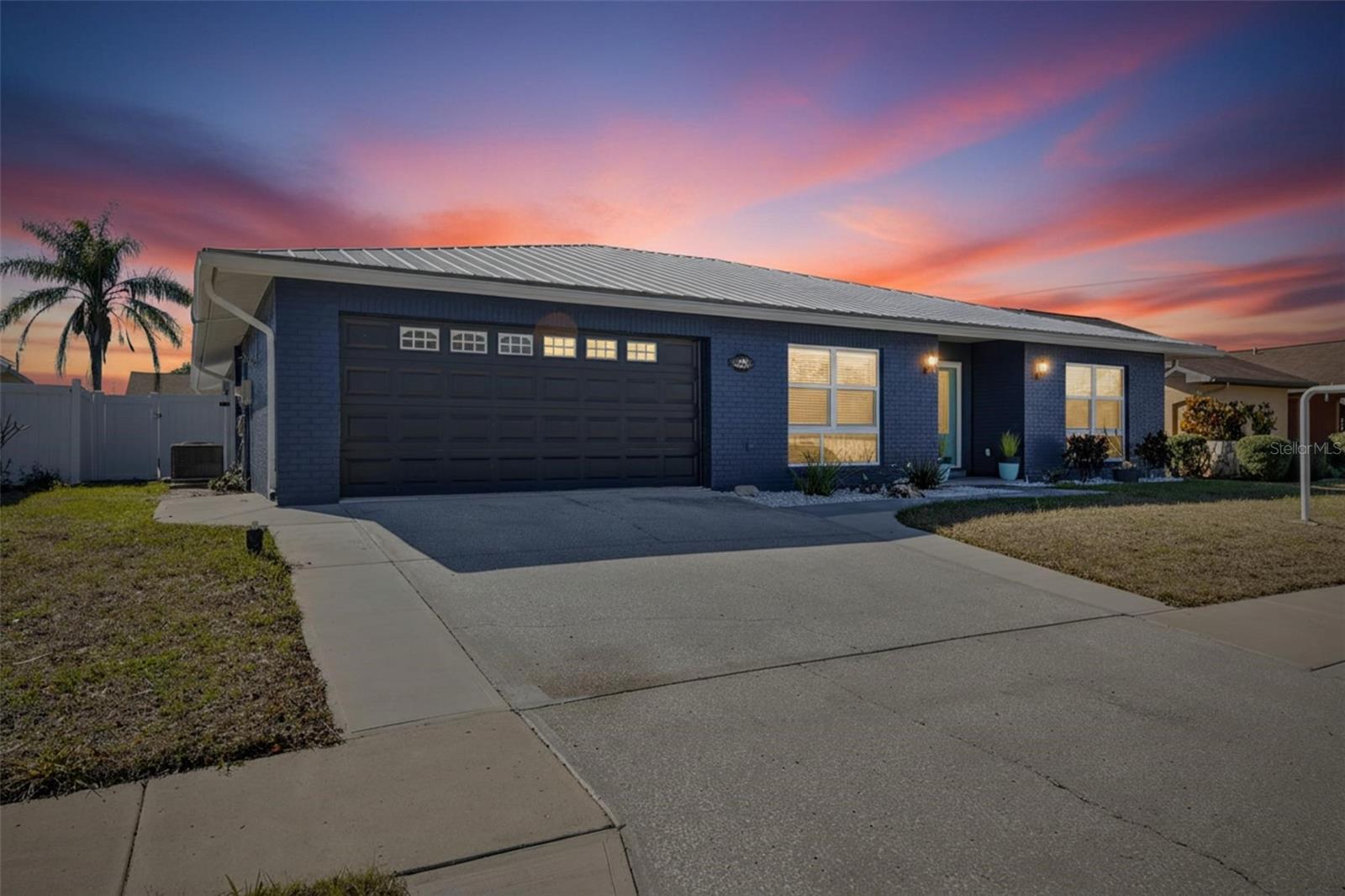 Image 4 of 91 For 7906 Bahama Avenue