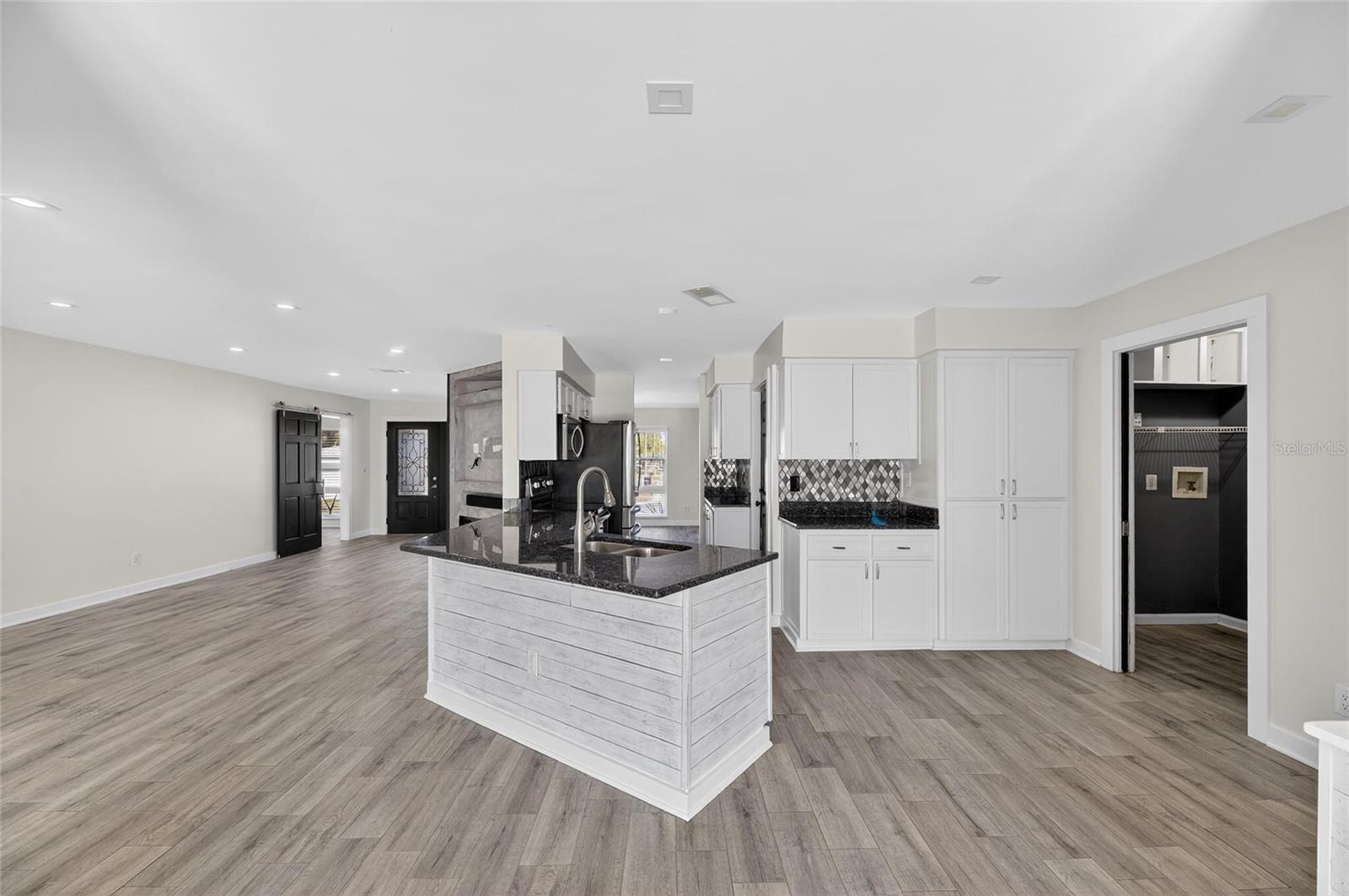 Image 57 of 91 For 7906 Bahama Avenue