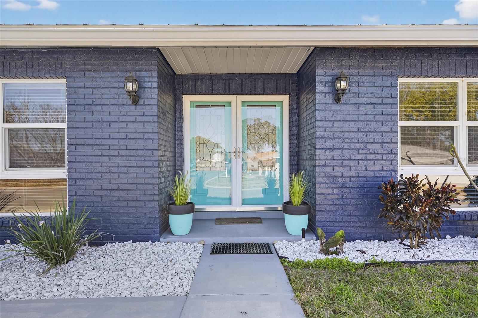 Image 6 of 91 For 7906 Bahama Avenue