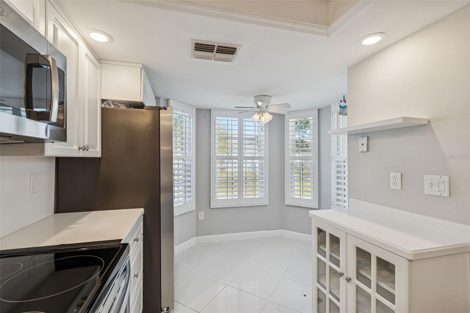 Image 36 of 76 For 11317 Versailles Lane 5