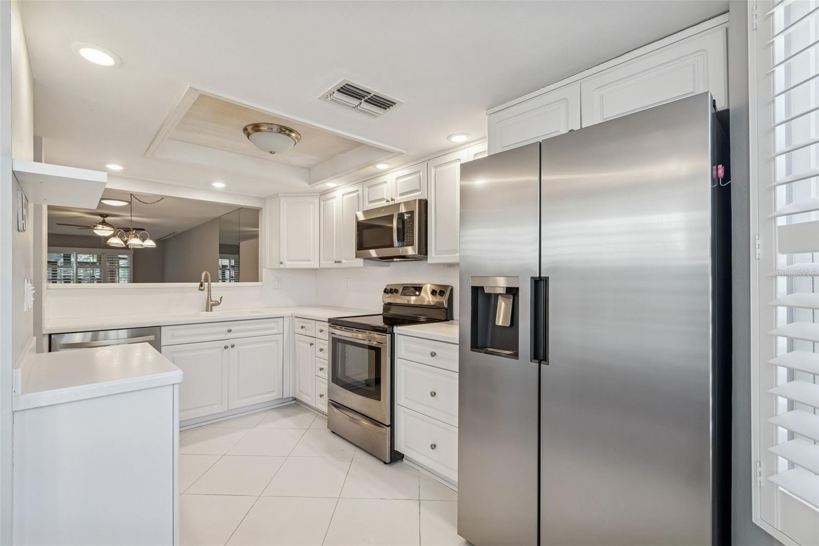 Image 38 of 76 For 11317 Versailles Lane 5