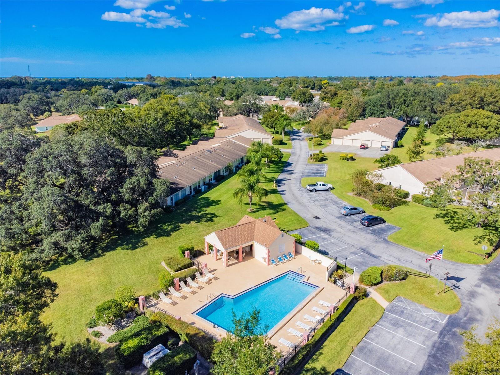 Image 50 of 76 For 11317 Versailles Lane 5