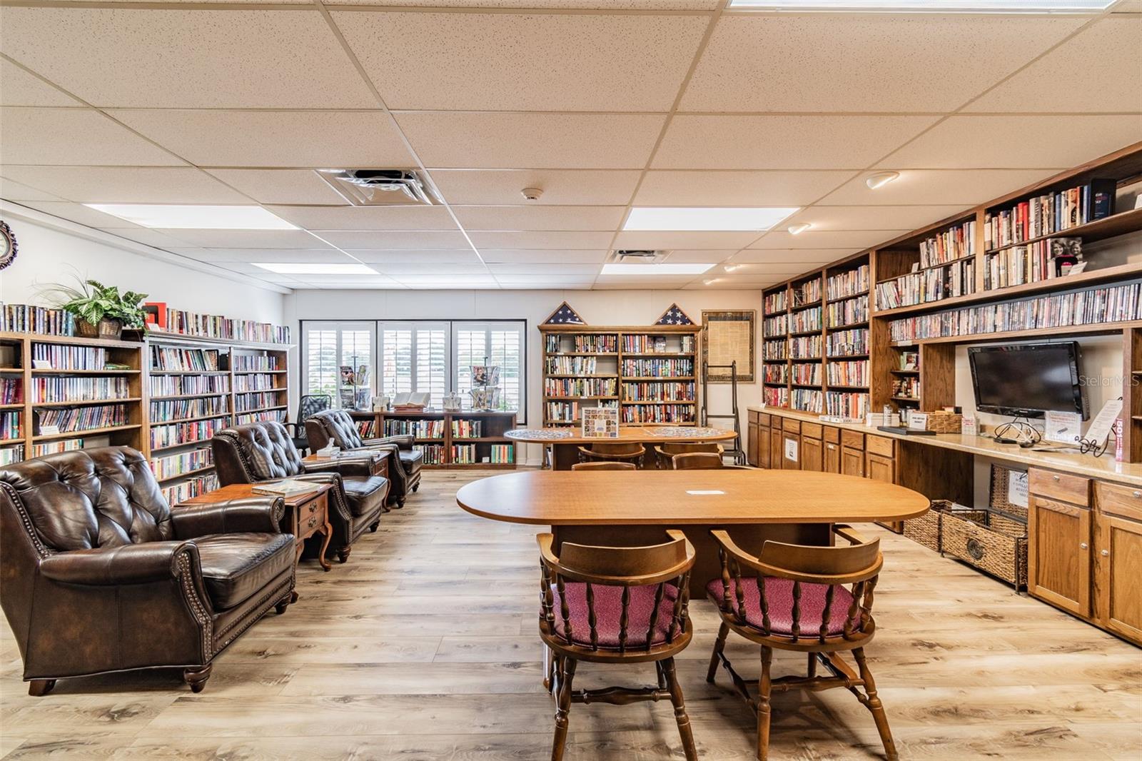 Image 71 of 76 For 11317 Versailles Lane 5