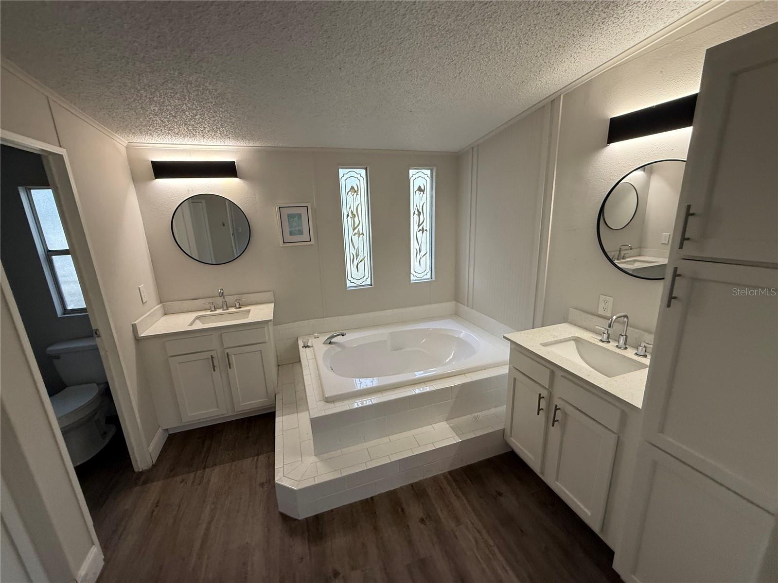 Image 10 of 18 For 5115 Shadyglen Drive