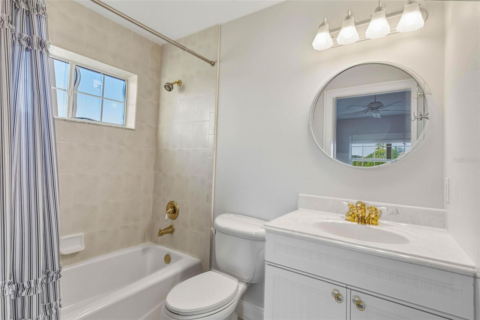 Image 51 of 75 For 1726 Sunkissed Drive