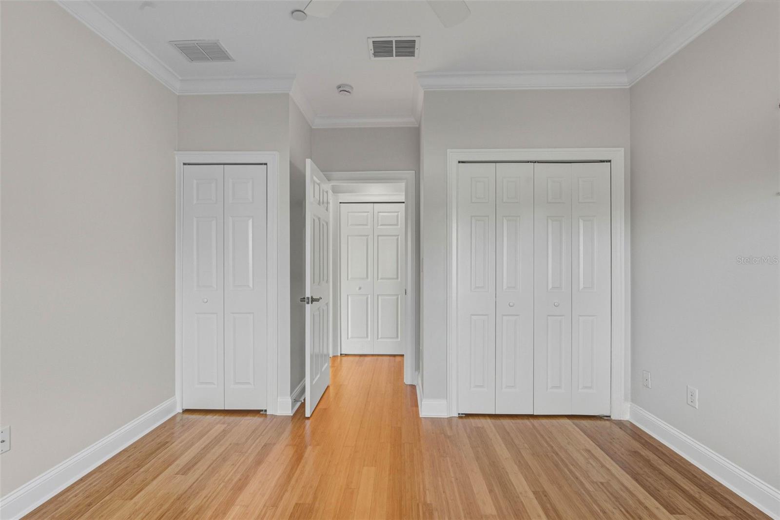 Image 53 of 75 For 1726 Sunkissed Drive