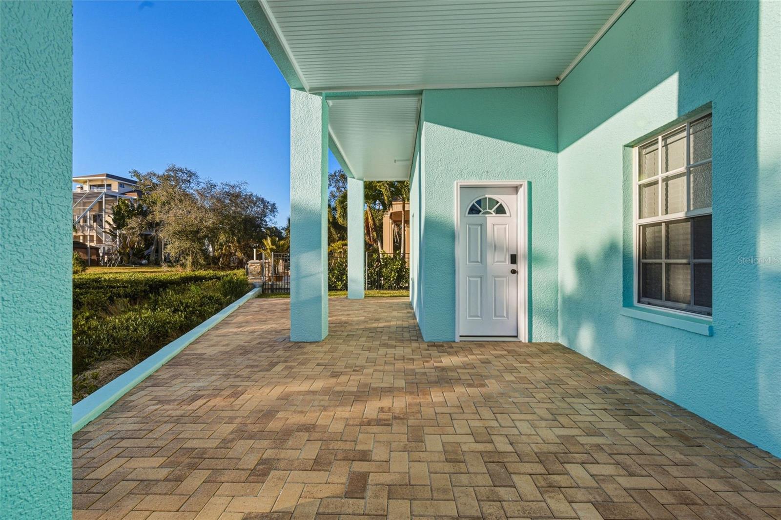 Image 56 of 75 For 1726 Sunkissed Drive