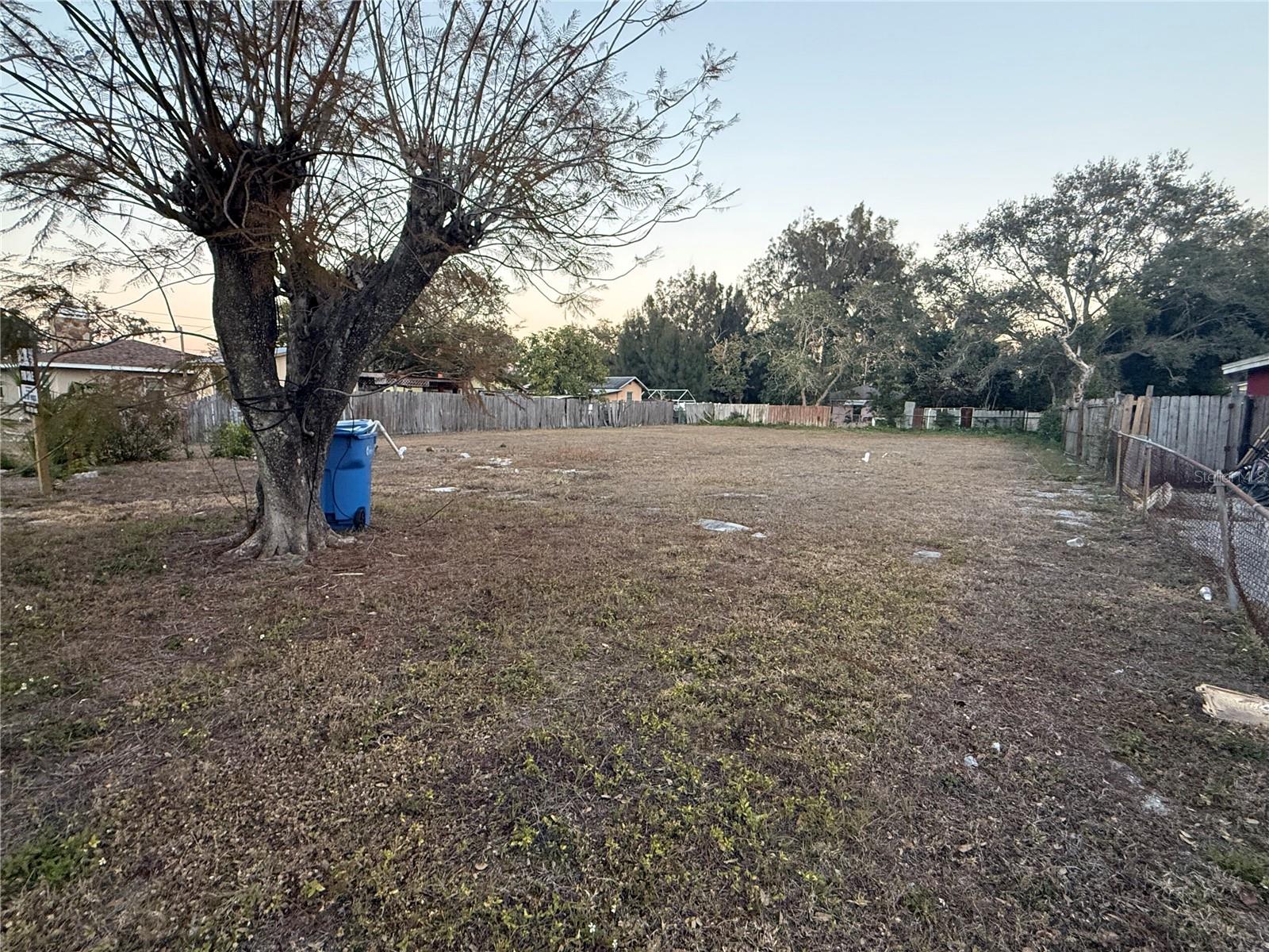 Image 4 of 11 For 1759 Farrell Avenue