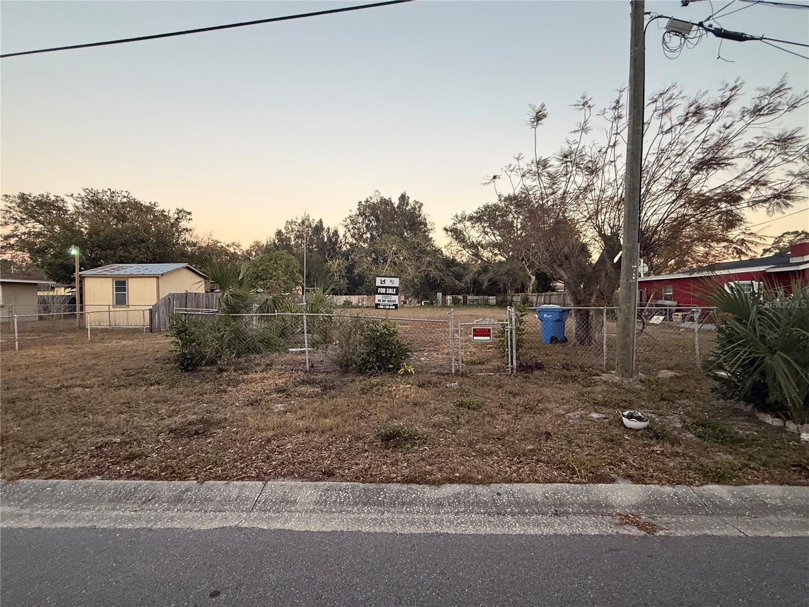 Image 7 of 11 For 1759 Farrell Avenue