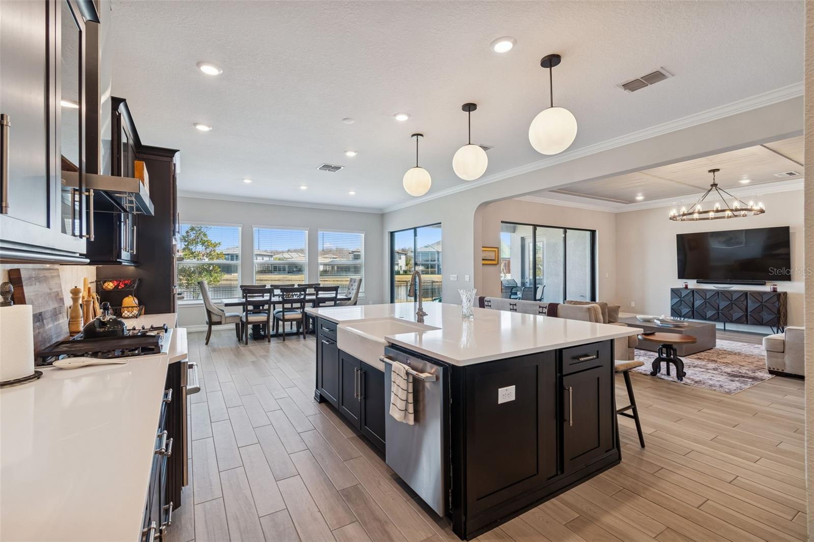 Image 16 of 99 For 6111 Marsh Trail Drive