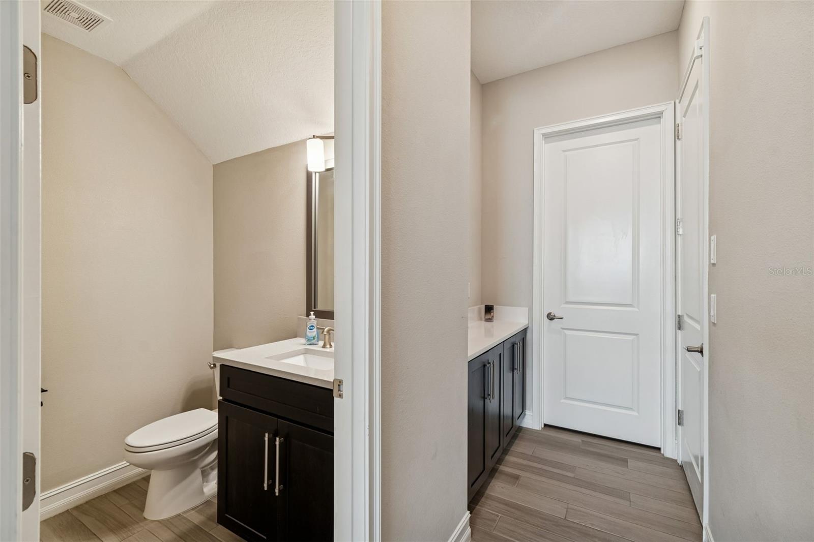 Image 44 of 99 For 6111 Marsh Trail Drive