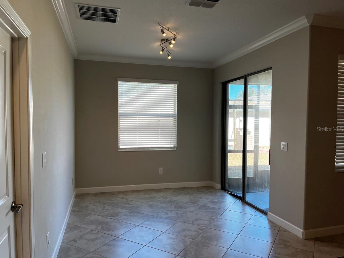 Image 15 of 36 For 25195 Lambrusco Loop