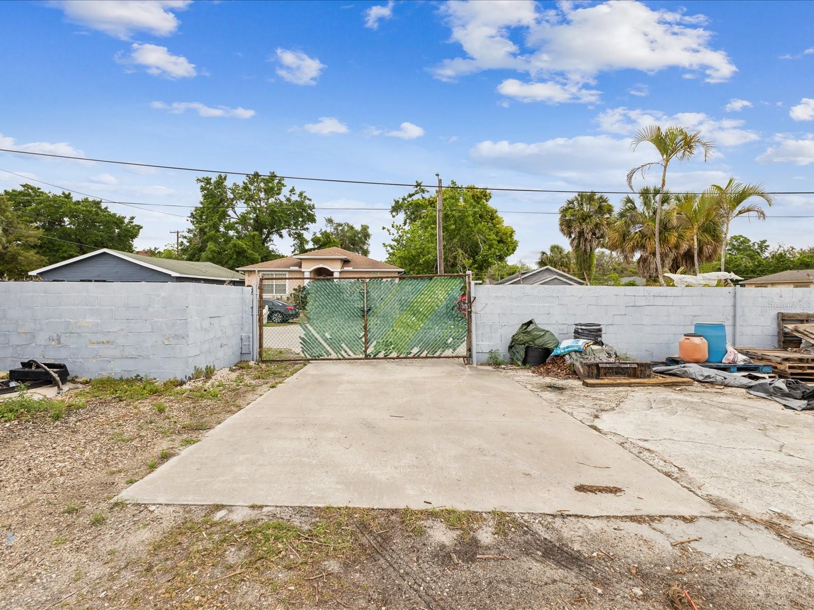 Image 14 of 31 For 3607 Mohawk Avenue