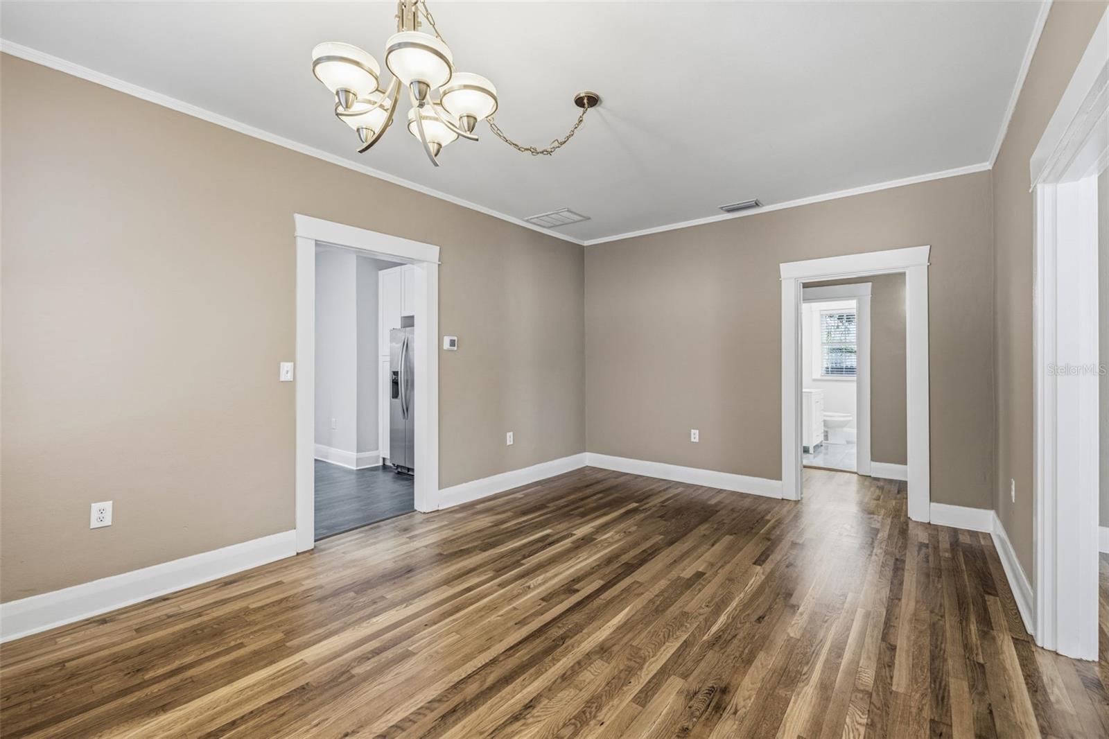 Image 10 of 26 For 1029 Powhatan Avenue