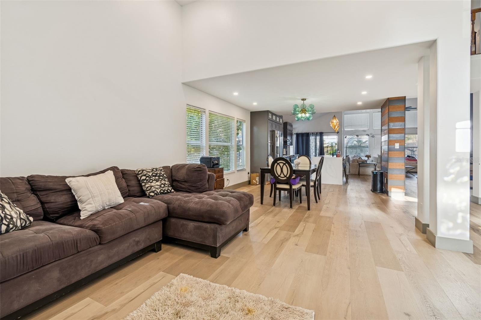 Image 13 of 75 For 14505 Thornfield Court