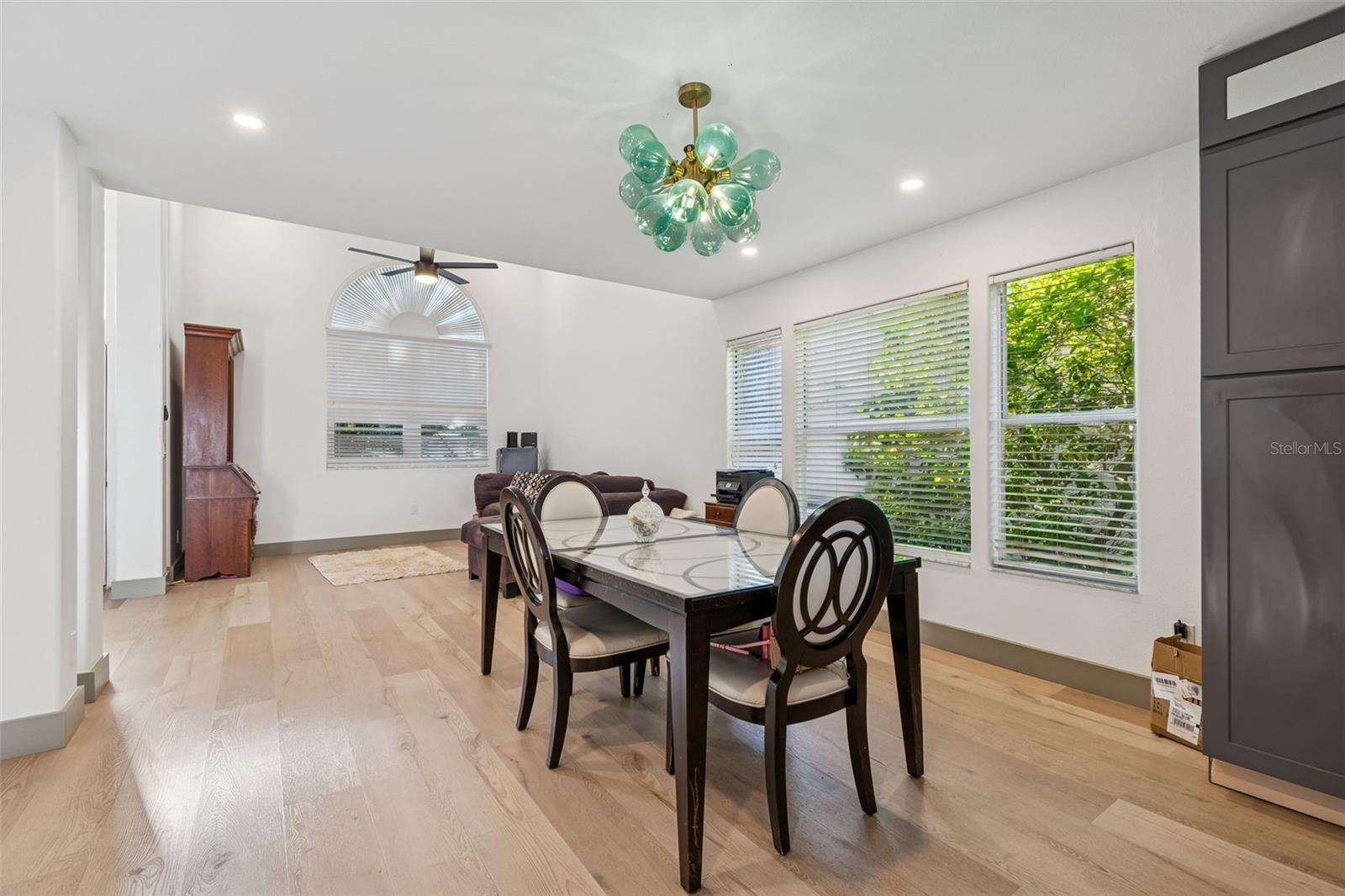 Image 20 of 75 For 14505 Thornfield Court