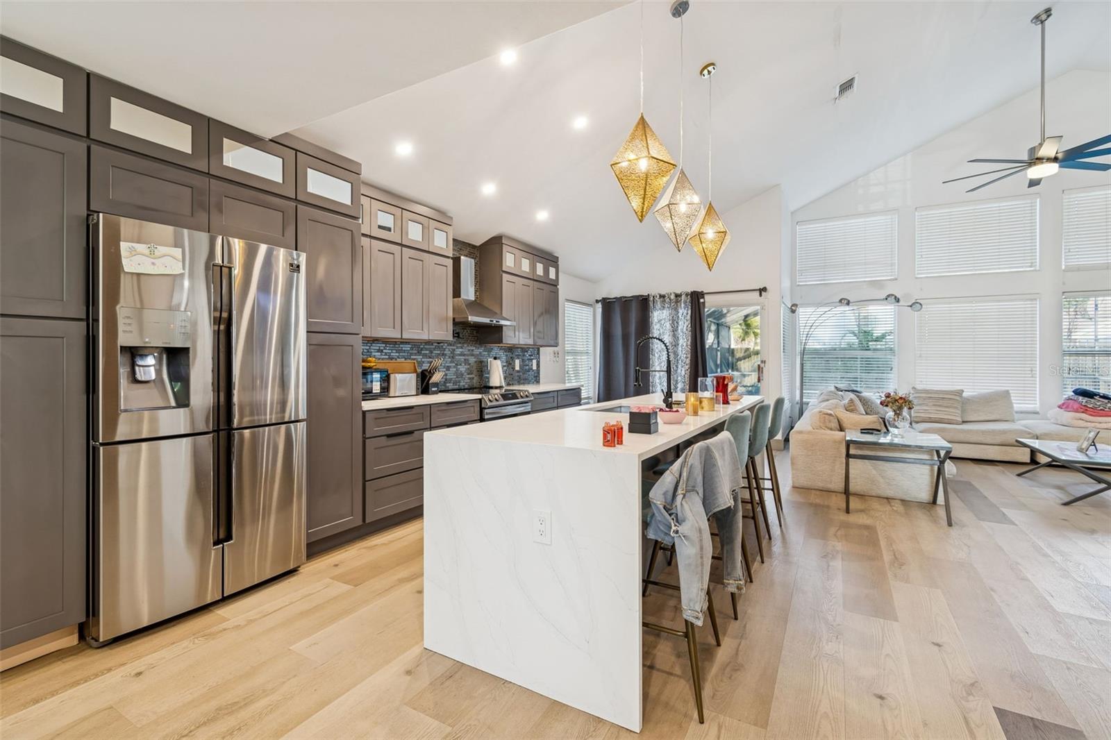 Image 23 of 75 For 14505 Thornfield Court