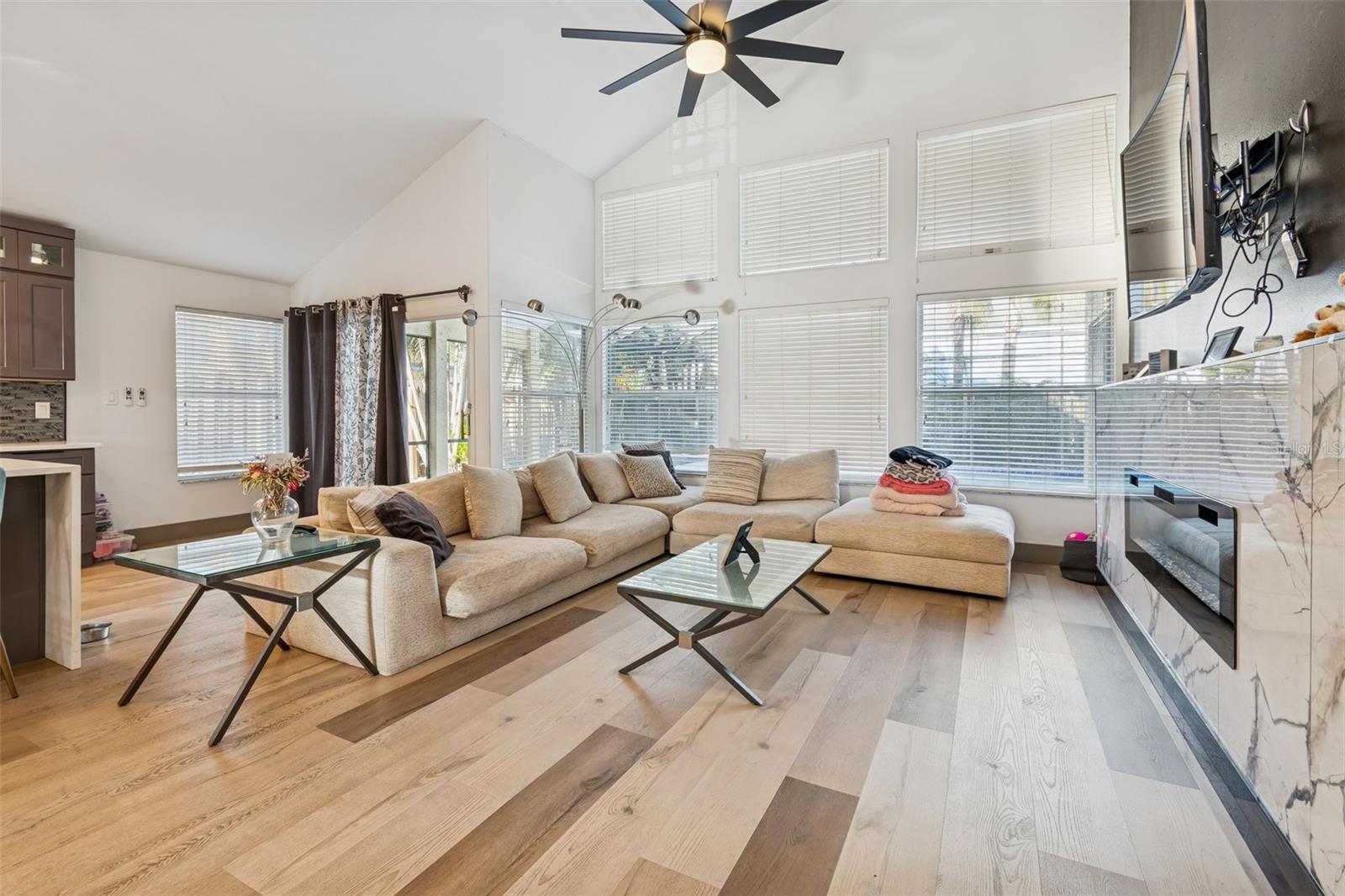 Image 34 of 75 For 14505 Thornfield Court