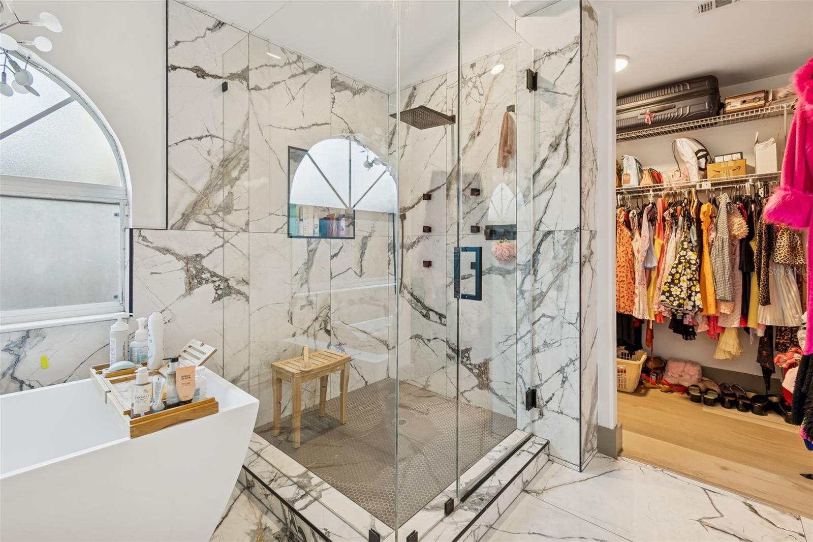 Image 41 of 75 For 14505 Thornfield Court