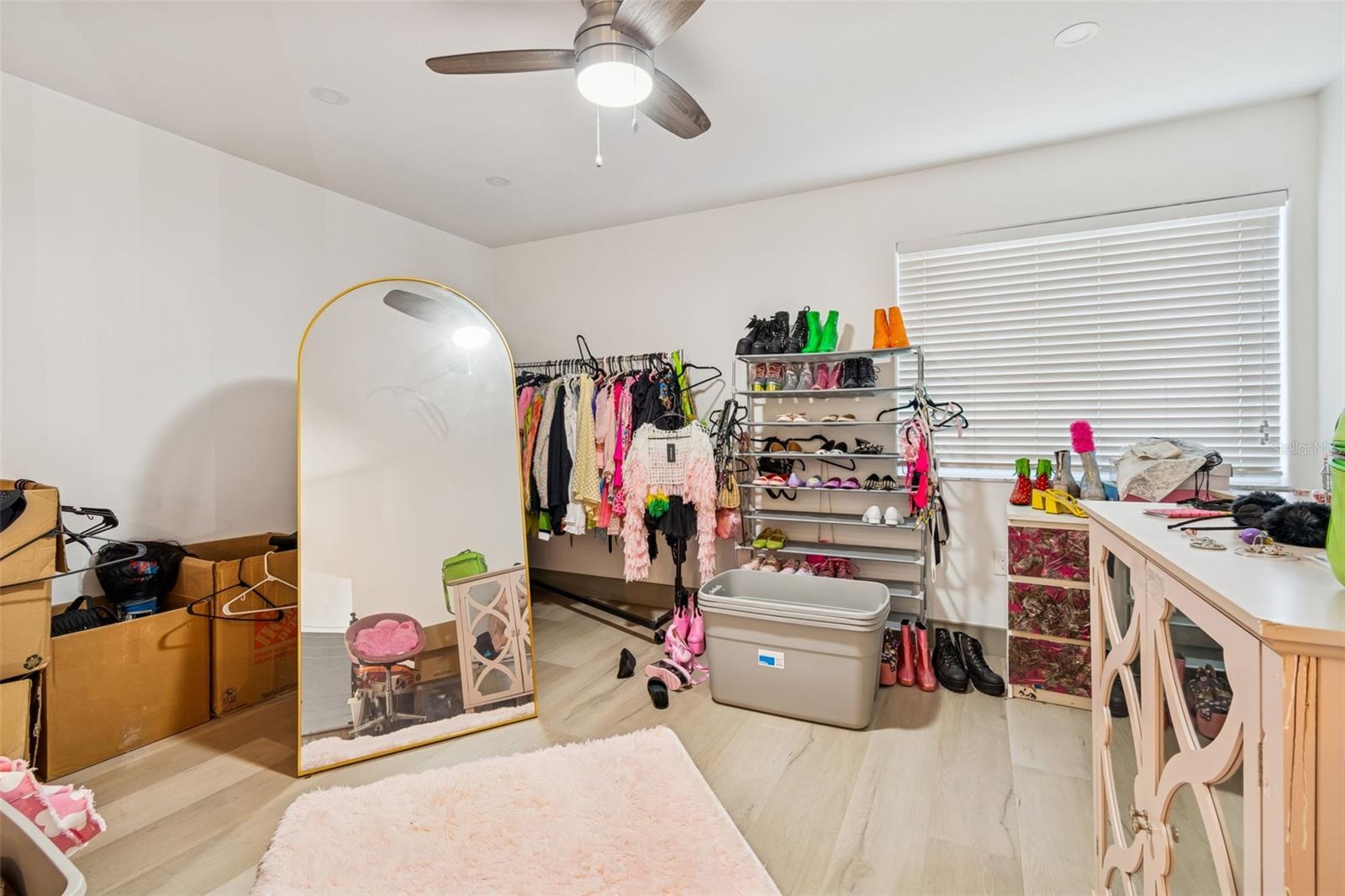 Image 48 of 75 For 14505 Thornfield Court