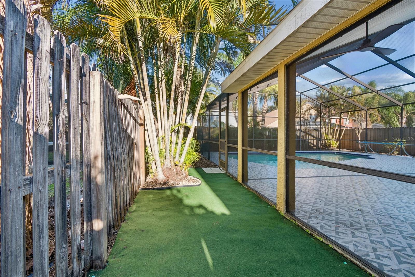 Image 60 of 75 For 14505 Thornfield Court