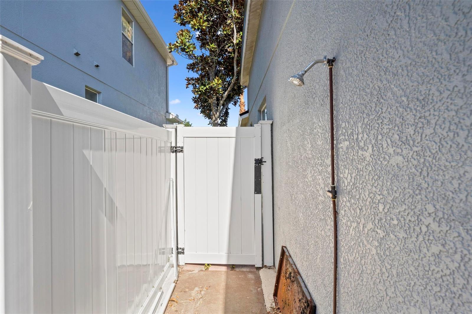 Image 16 of 56 For 14132 Sweetshrub Court