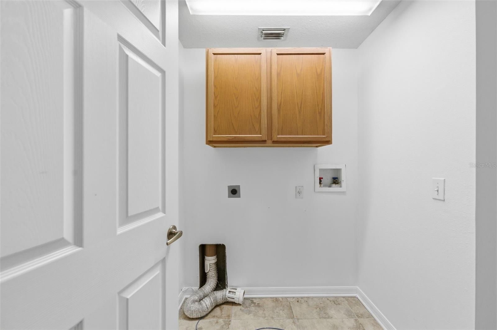 Image 26 of 56 For 14132 Sweetshrub Court