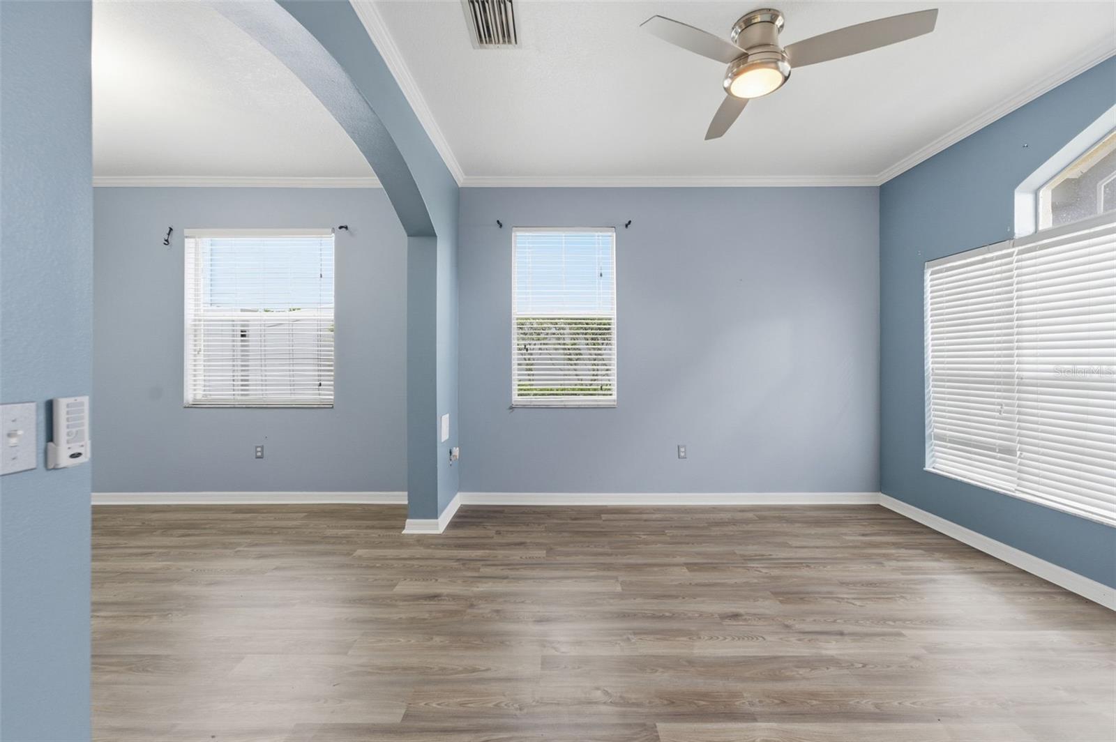 Image 34 of 56 For 14132 Sweetshrub Court