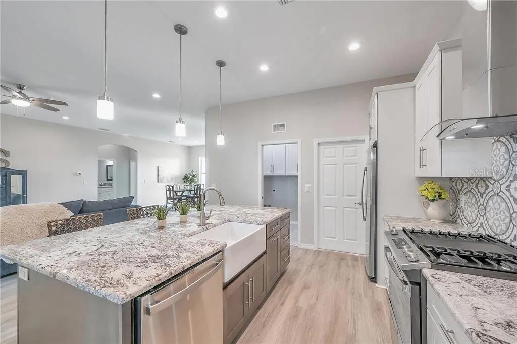 Image 3 of 12 For 1215 Orange Avenue