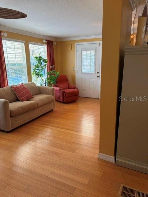 Image 4 of 25 For 10461 Peaceful Drive