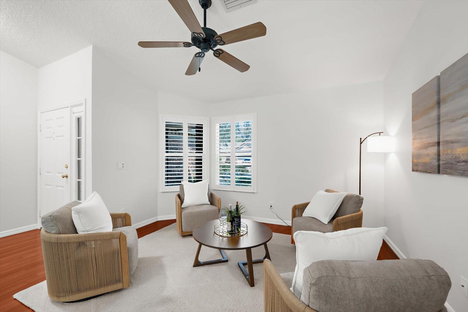 Listing photo id 8 for 344 Cascade Lane