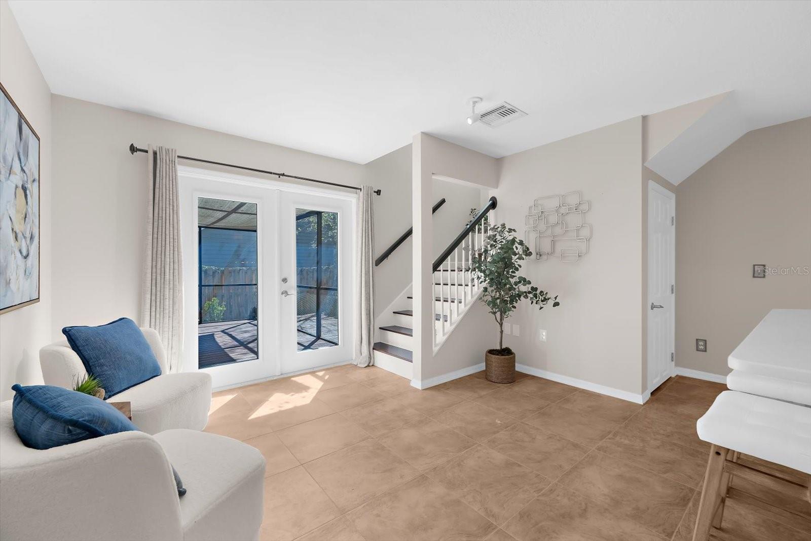 Listing photo id 25 for 344 Cascade Lane