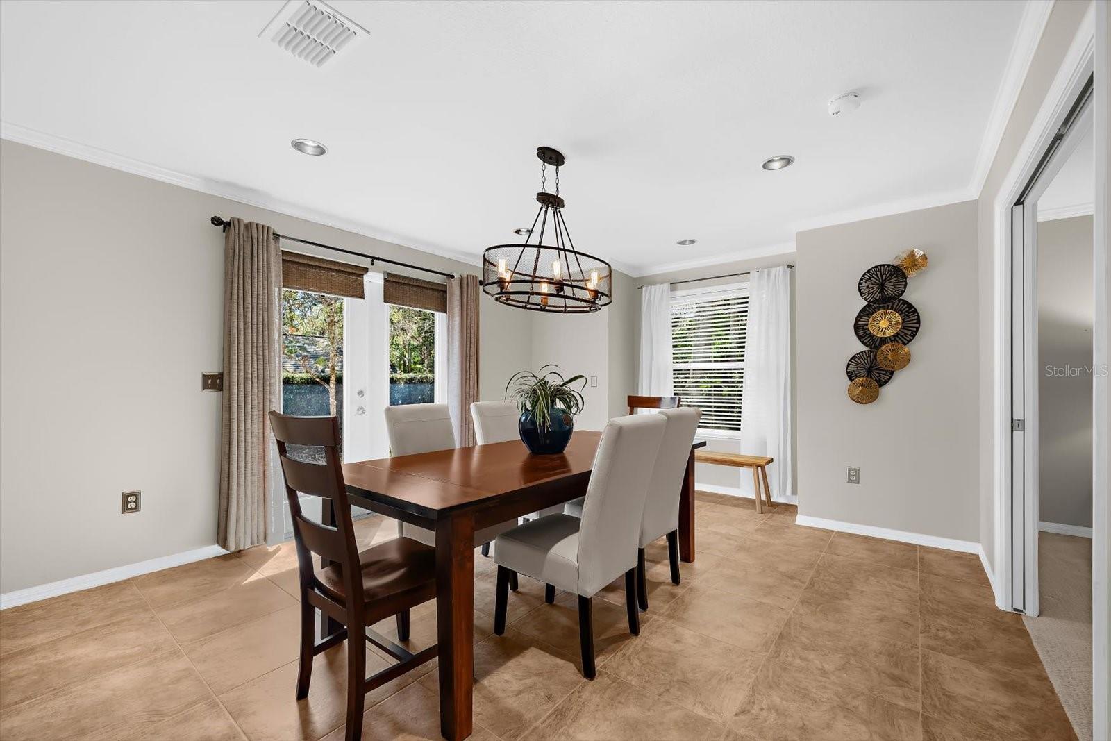 Listing photo id 27 for 344 Cascade Lane