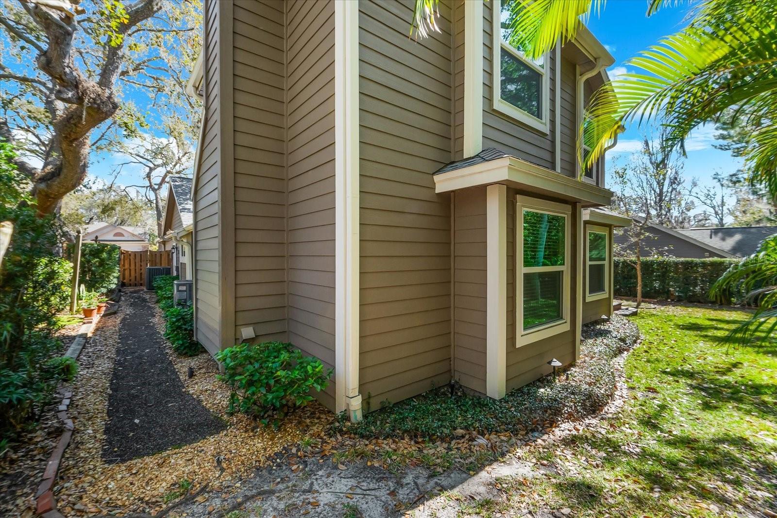 Listing photo id 56 for 344 Cascade Lane