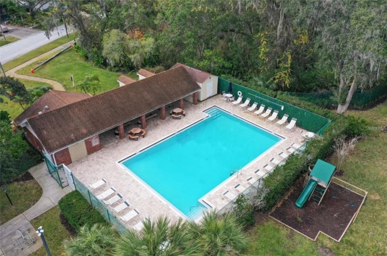 Listing photo id 72 for 344 Cascade Lane