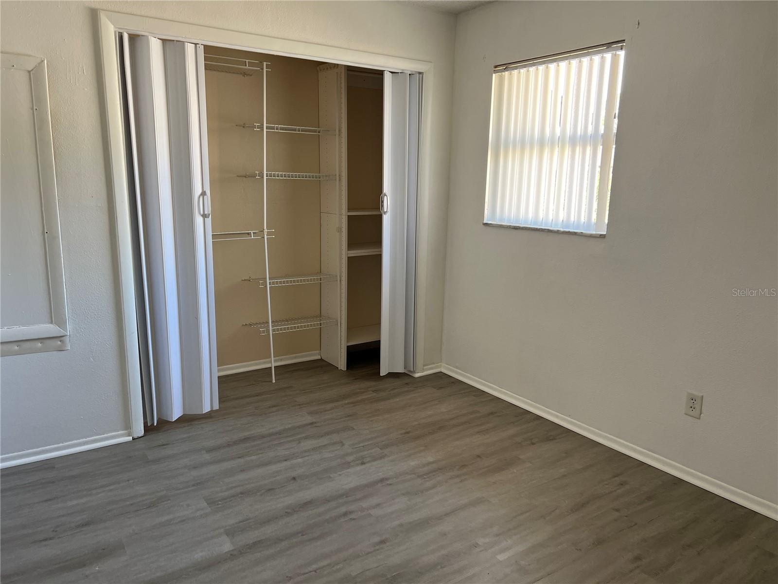 Image 10 of 17 For 5521 Bay Boulevard 202